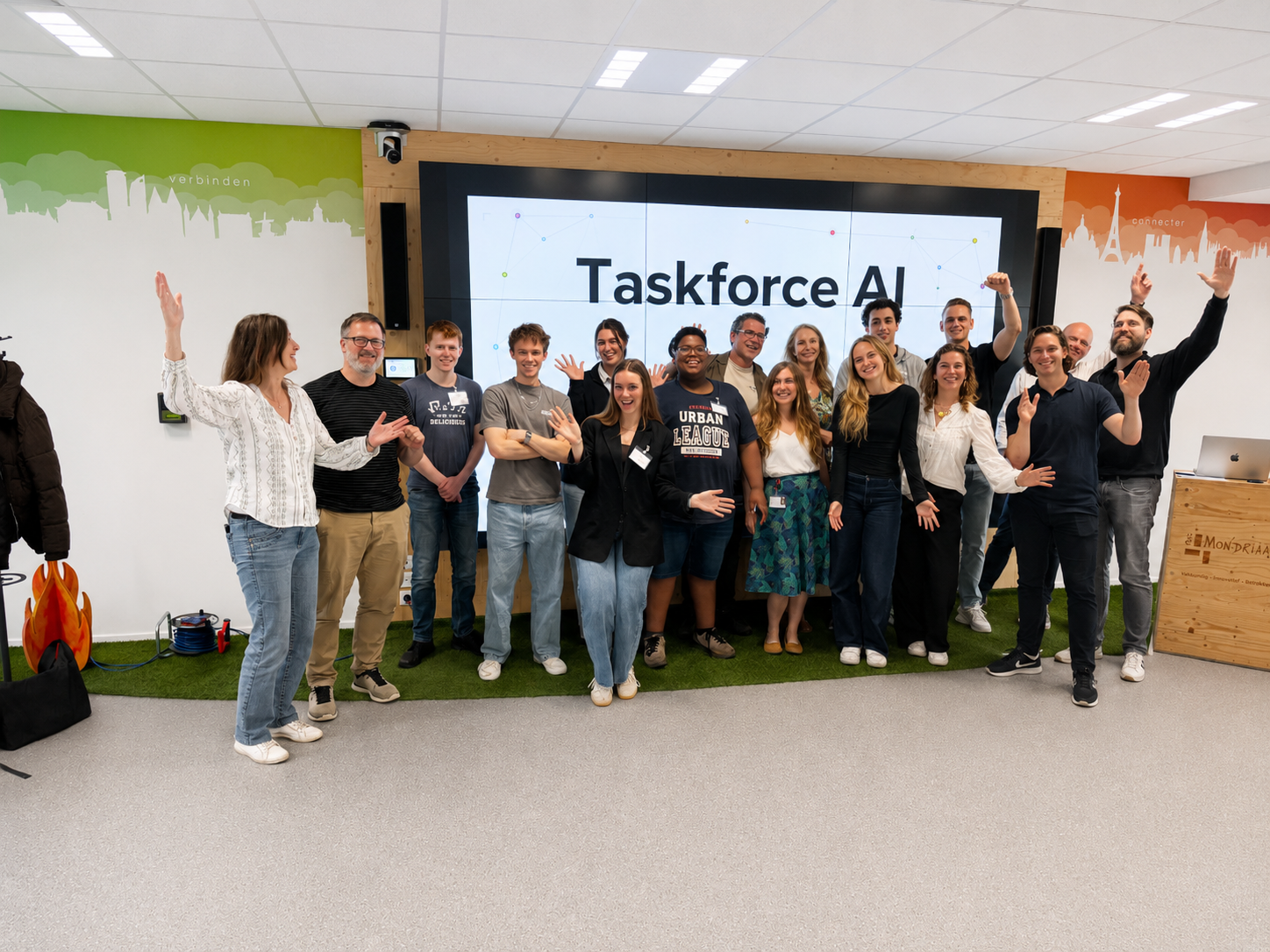 De AI-Taskforce: studenten, docenten en experts van AI Werklab